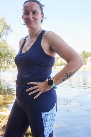 Débardeur sport avec brassière intégrée "L'Indépendante" -  pratique respirant et stylé, écoresponsable