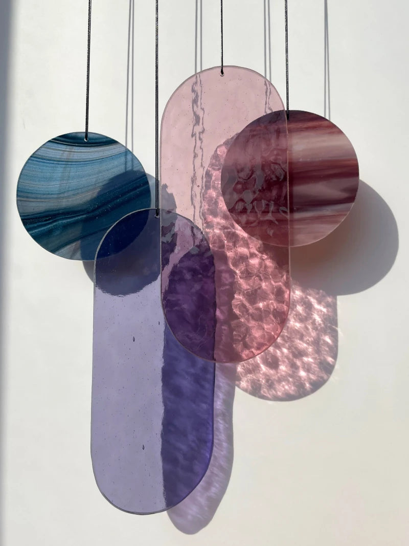 Lila und rosa Wandbehang im Art Déco Stil