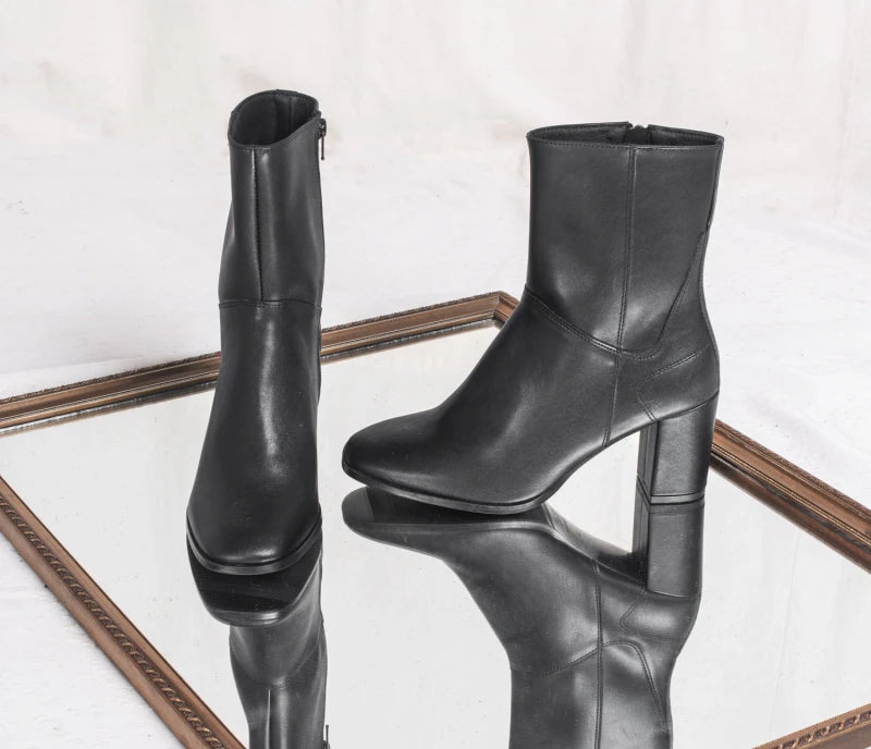Women's AppleSkin® Vegan Ankle Boots Circe Black