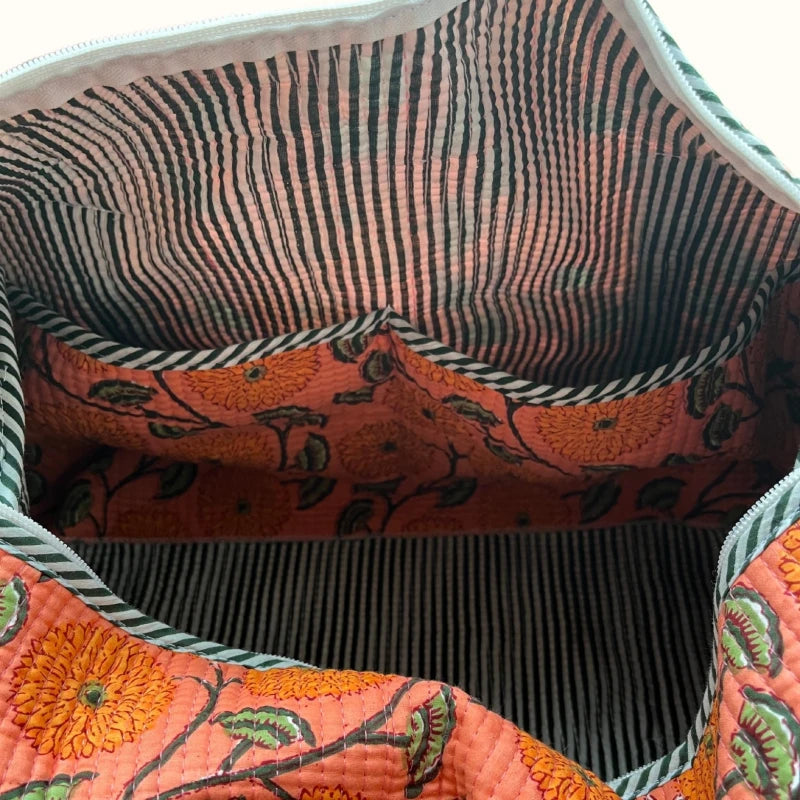 Sac de voyage "Sunny Squishy Flowers"