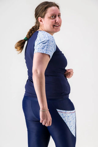 T shirt sport femme col V "Nouvelle Vague" - Technique, féminin et recyclé, écoresponsable