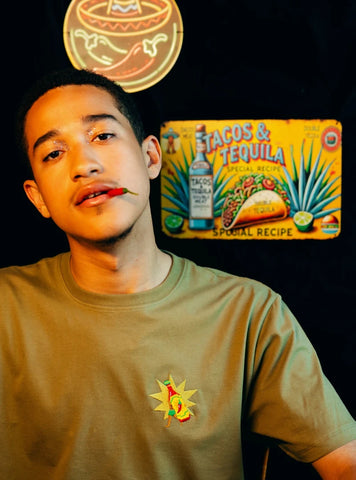 T-SHIRT - PIMENT