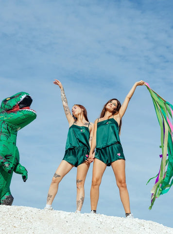 TOP - JURASSIC LOVE