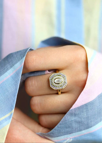 Bague Art Deco Alexandrine plaqué or Pierre de lune