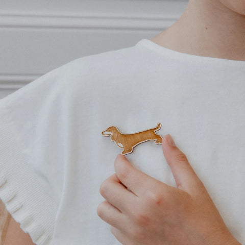 Broche en bois - Teckel