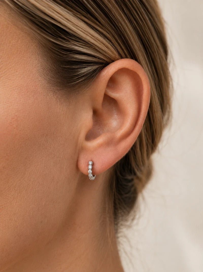 Boucle d’oreille Hope – Mini créole Plaqué Or ou Argent 925
