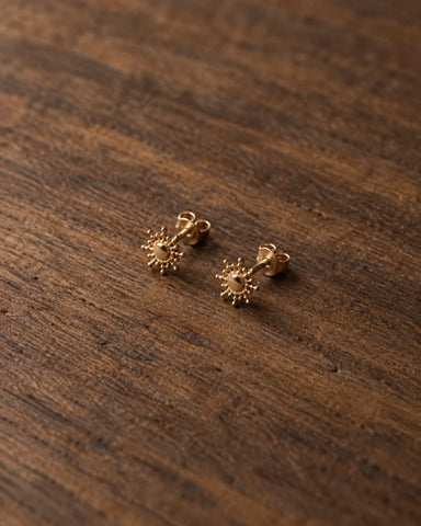 Boucle d’oreille Puce Soleil – Plaqué Or 750/000