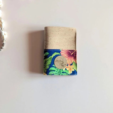 Porte-cartes en liège : accessoire polynésien