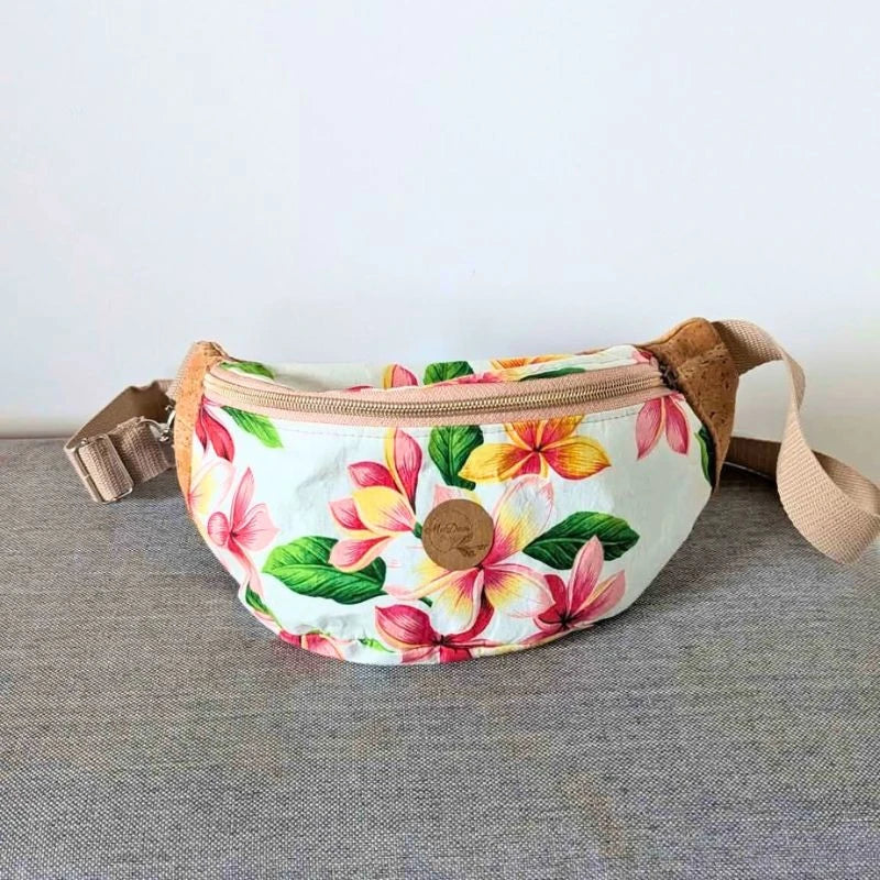 Sac banane: liège et tissu polynésien Frangipanier rose