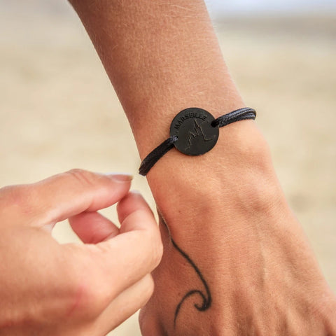 Le bracelet 100% filet de pêche recyclé - Black Edition