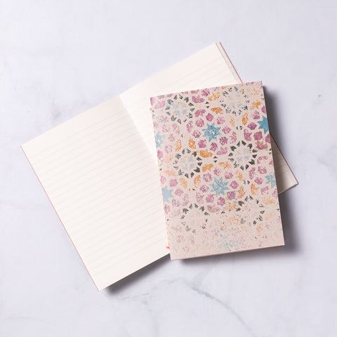 Petit carnet avec lignes en papier recyclé 