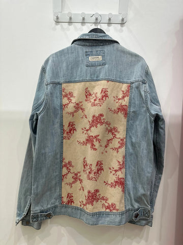 Veste en jean upcyclée
