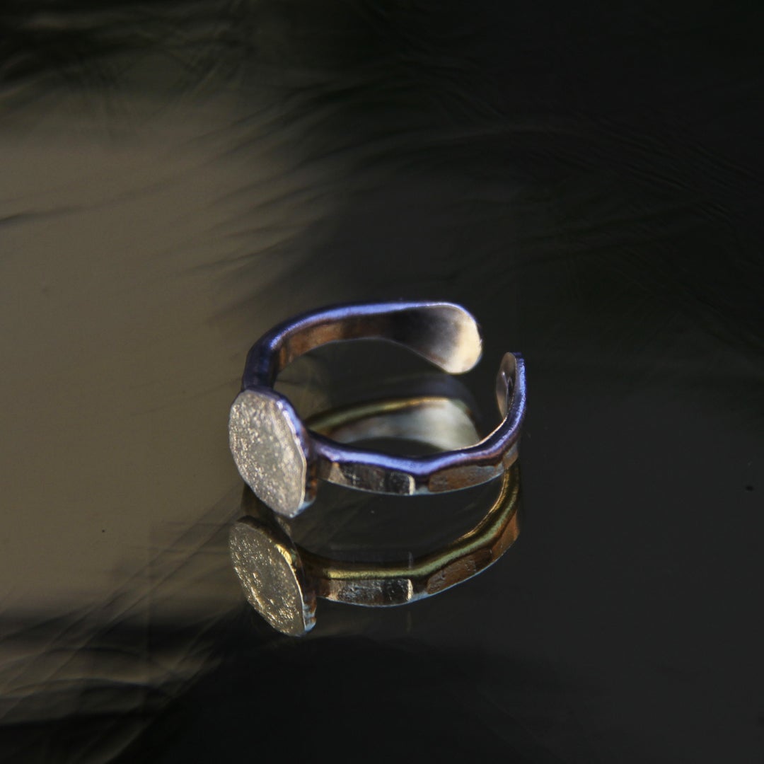 bague argentée moderne Bader fabriquée à la main au Liban