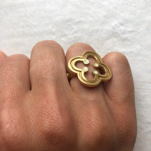 bague nounzein musée sursock fait à la main