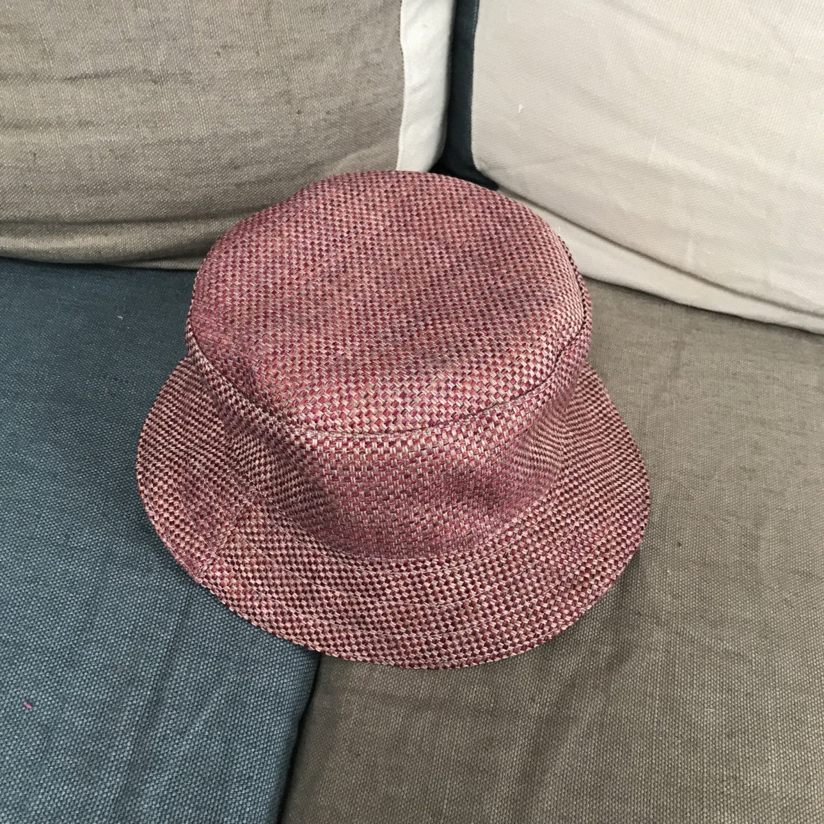 Bob réversible en tissu upcyclé T.57 - Meanwhile Boutique