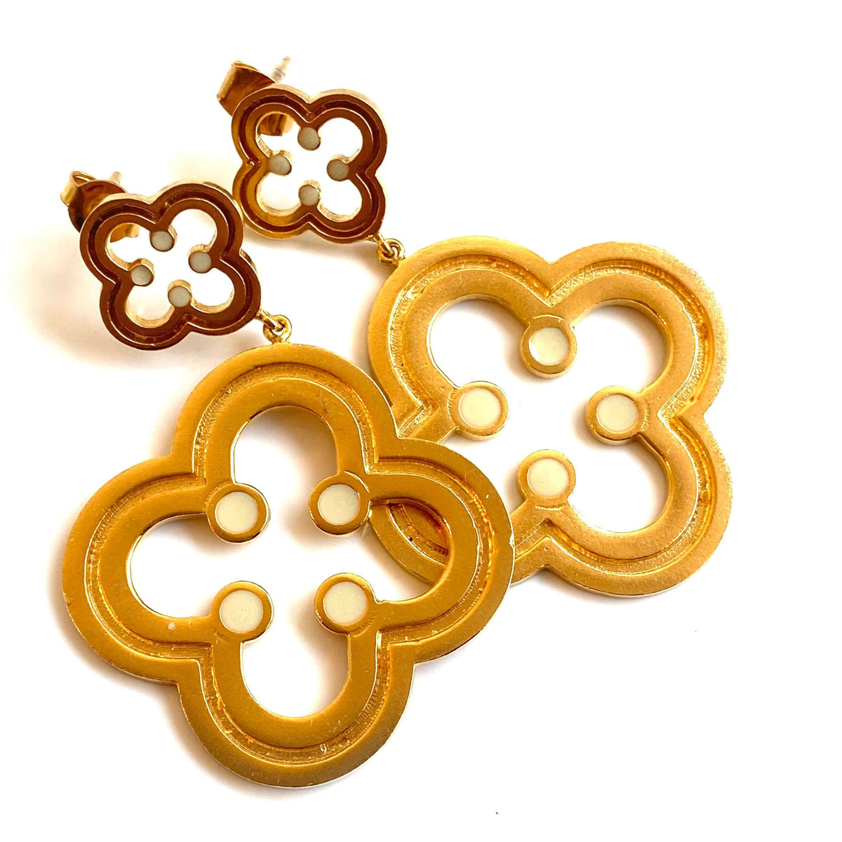Boucles d'oreilles pendantes en or Sursock