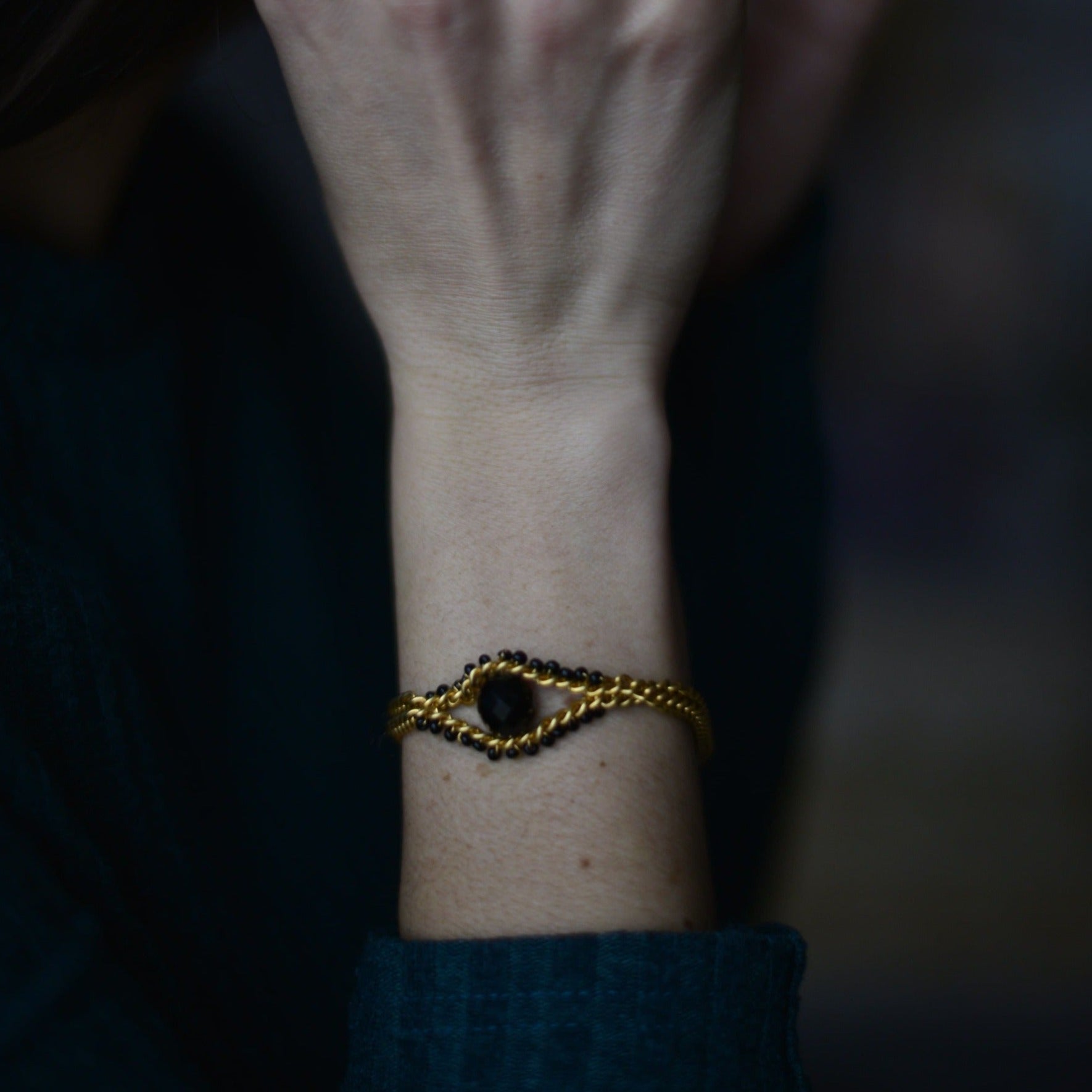 bracelet oeil égyptien en or nounzein 
