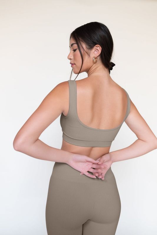 Brassière de sport côtelé taupe en matières recyclées - Meanwhile Boutique