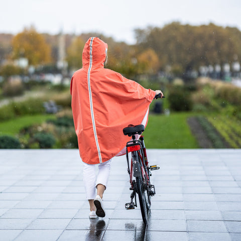Cape de pluie pour vélo et cycliste unisexe / mixte 100% recyclé de marque française sur meanwhile boutique