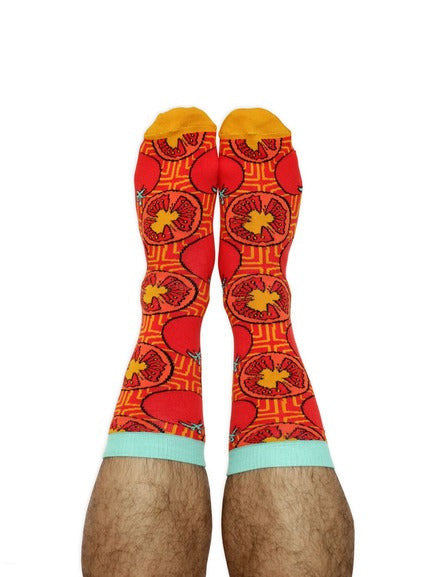 Chaussettes colorés par paire ou à l'unique marque français avec design en collaboration avec des artistes par Quanailles sur meanwhile boutique