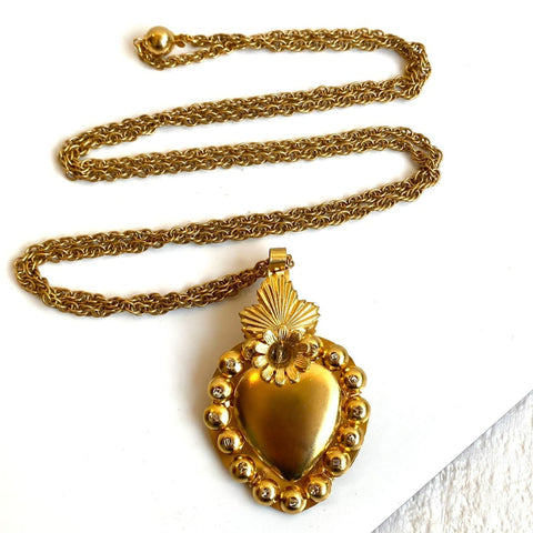 Long collier trempé dans or avec pendentif en coeur