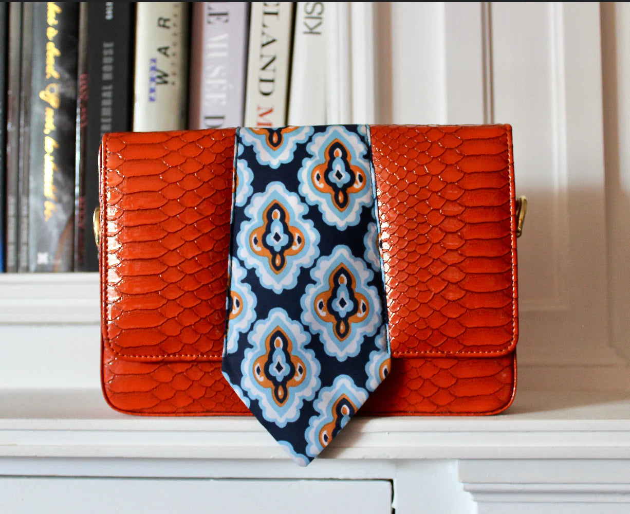 Grand sac main rouge orang cuir v gan avec cravate upcycl e