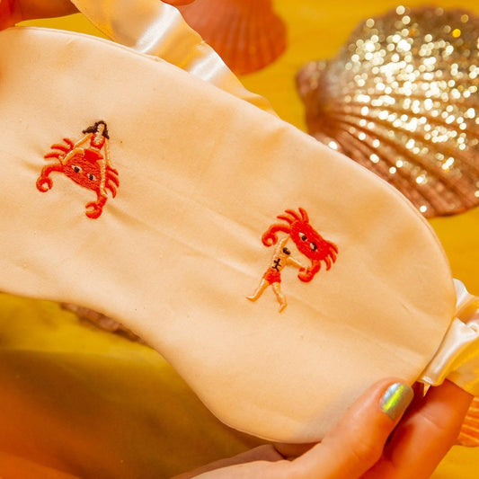 masque en coton bio et satin j'en pince pour toi broderie crabe lundi au soleil