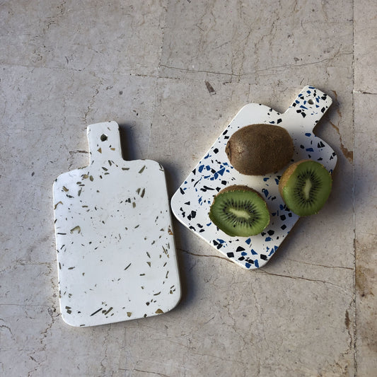 Mini planche apéro déco en béton et plastique recyclé