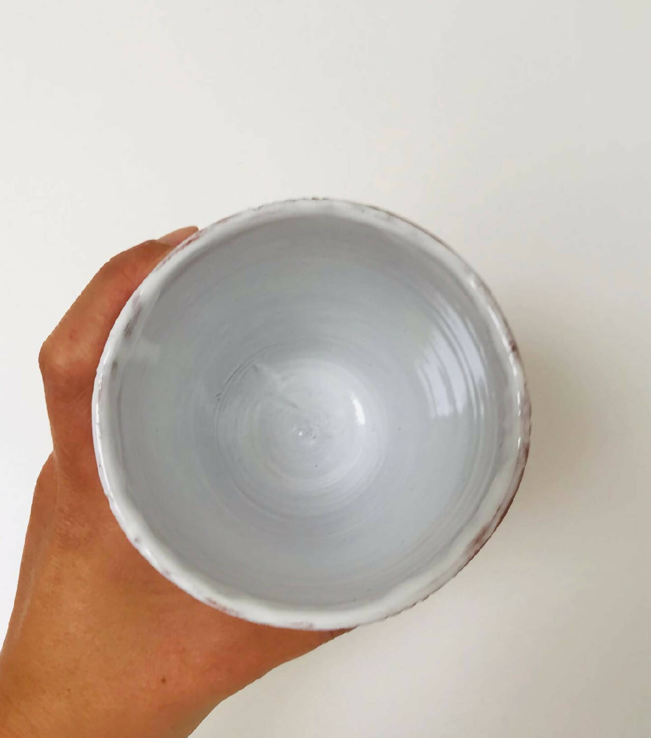 Mug en argile rouge et motifs géométriques fait main