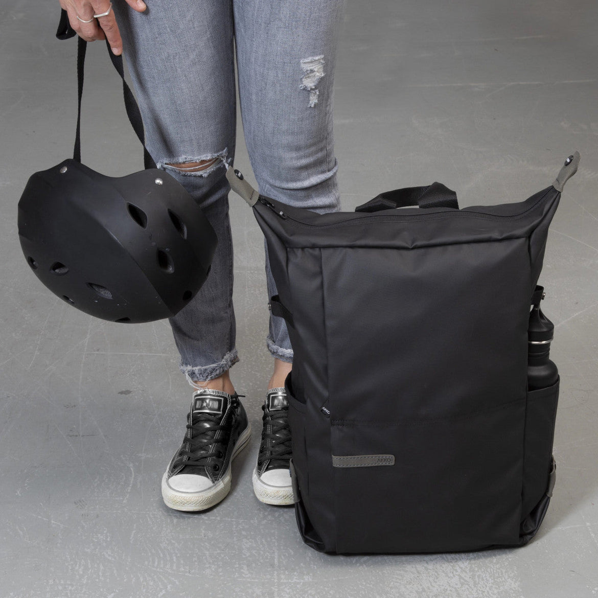 Sac à Dos En Chanvre Et Coton Fait Main - Fabriqué Au Népal, Bleu Naturel, Poche à Bouteille Et Compartiment Ordinateur