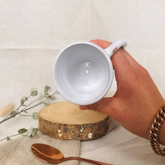 Tasse blanche à facettes en céramique artisanale - Meanwhile Boutique