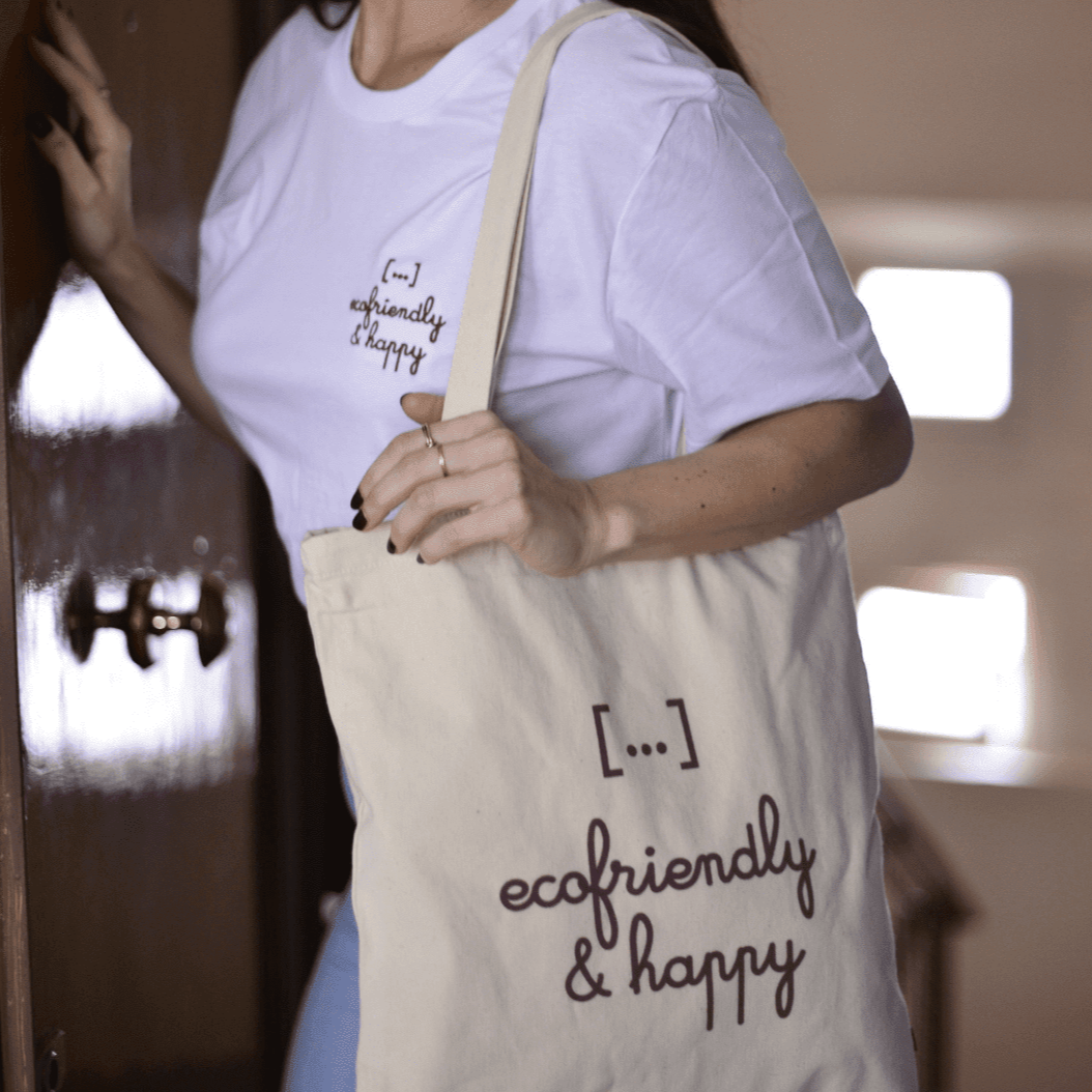 tee shirt et tote bag en coton bio produits exclusifs de Meanwhile Boutique
